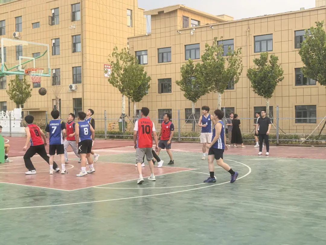 好大夫教育师生篮球友谊赛